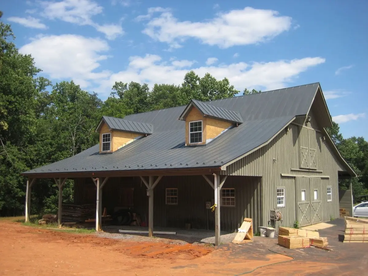 Expert Asphalt Roof Repair workmanship in Red Mill